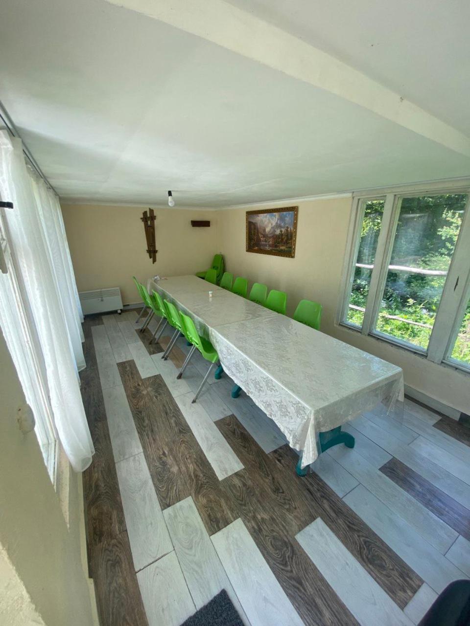 Basuta Guesthouse Kapan Zewnętrze zdjęcie