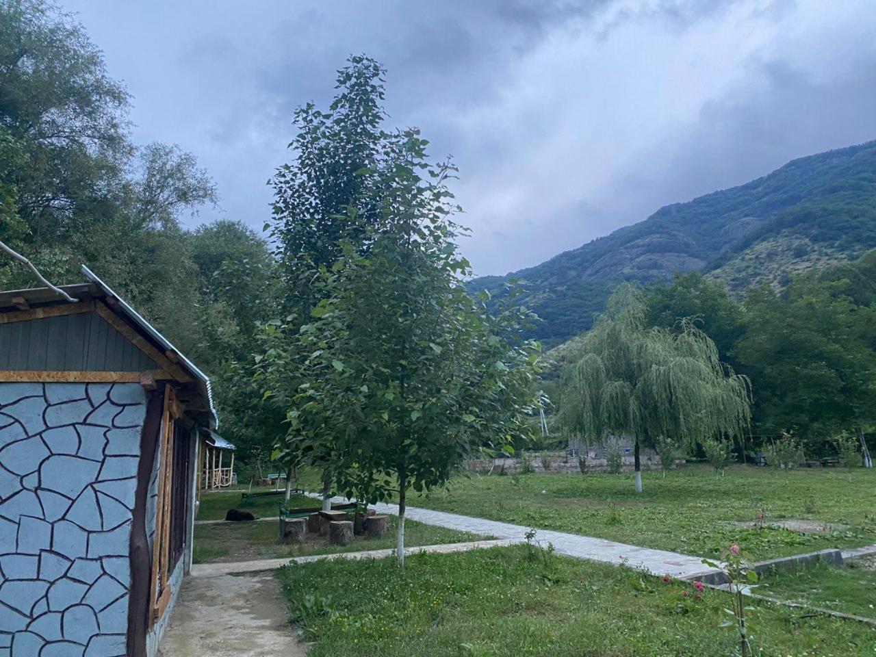 Basuta Guesthouse Kapan Zewnętrze zdjęcie